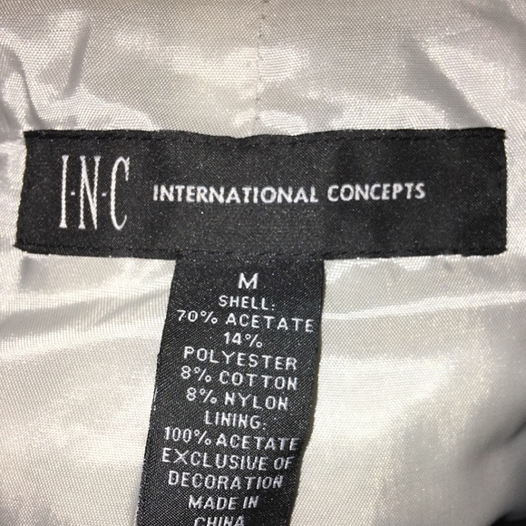 Woman’s short Jacket - Picture 6 of 6